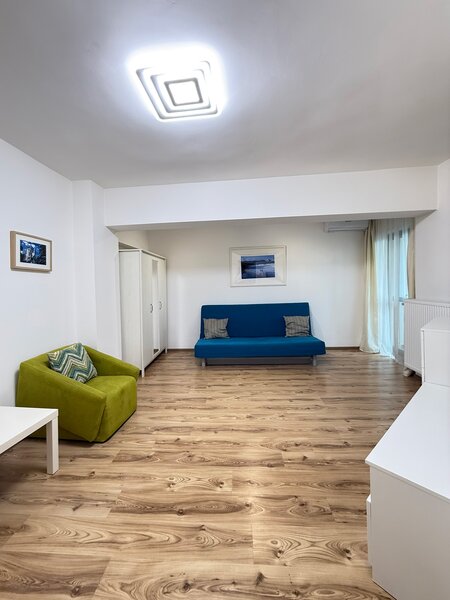 Ideal Residence - Garsoniera Decomandata - 40 mp - Balcon Spatios